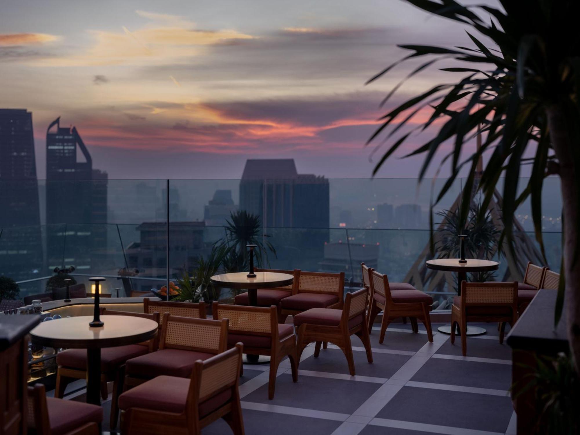 Dusit Thani Banguecoque Exterior foto